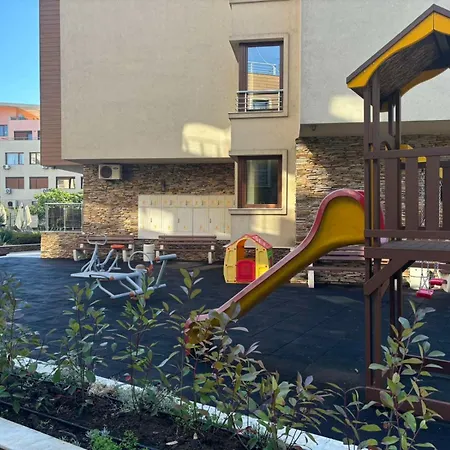 хоризонт Apartman *