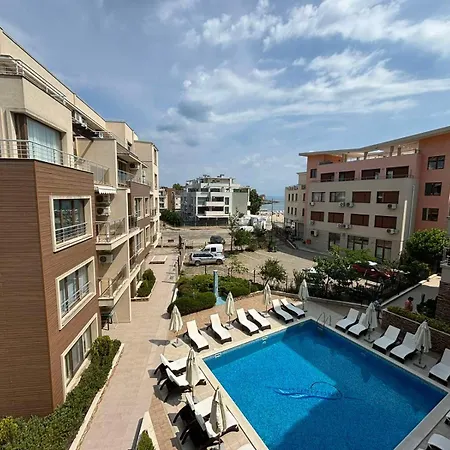 хоризонт Apartman *