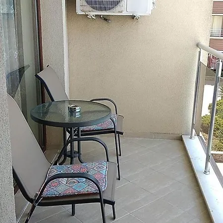 хоризонт Apartman *
