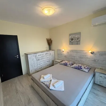 хоризонт Apartament Sozopol